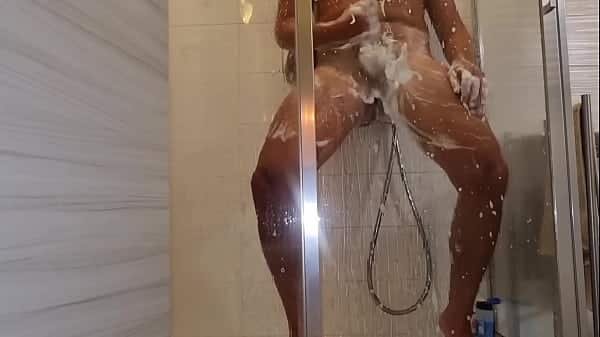 AMATORIALE | ITALIANO – ARRAPATO SBORRA CON UN CAZZO ENORME