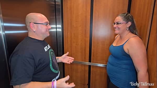 Becky Tailor fucks her biggest fan – Going down?