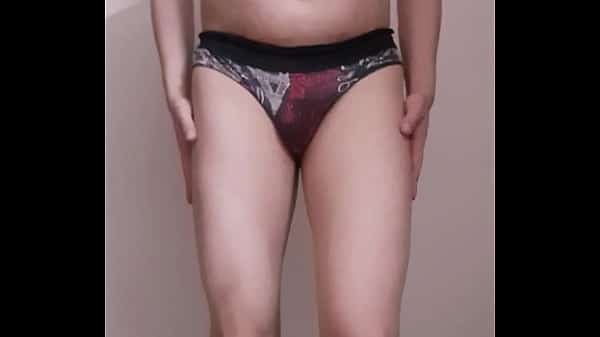 Sissy Suzuki Sexy Ass Hot Navel (Dancing Slut)