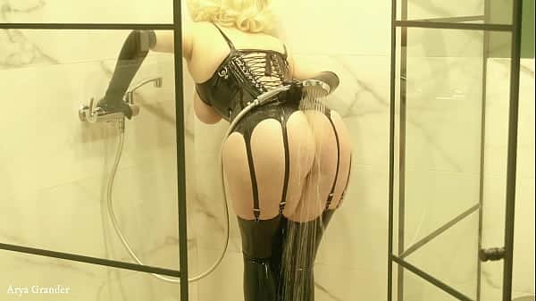 Squirt of big ass MILF in the shower… whore pussy and latex lingerie. Arya Grander