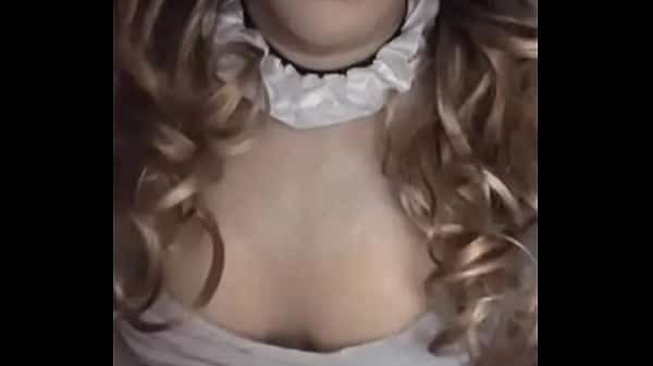 Valery saes cachonda por se masturba su pollo dura